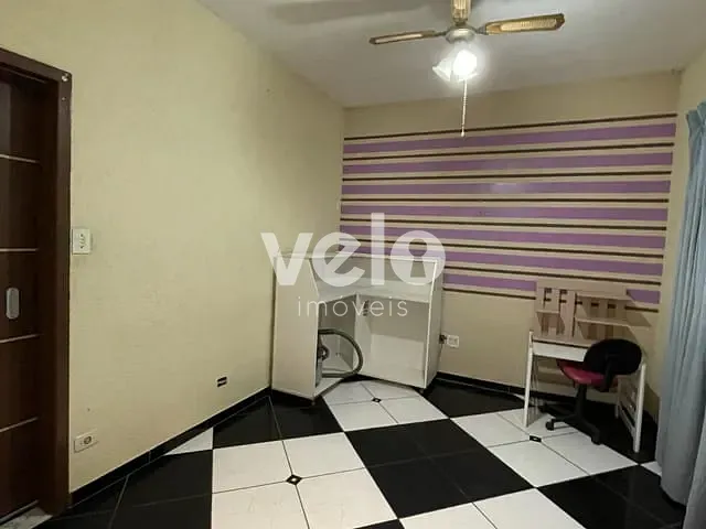 Casa com 160m² 3 quartos e 1 banheiro, à venda, no bairro Parque São Cristóvão em Taubaté
