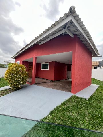Casa com 301m² 3 quartos e 2 banheiros, à venda, no bairro --- em São Pedro da Aldeia