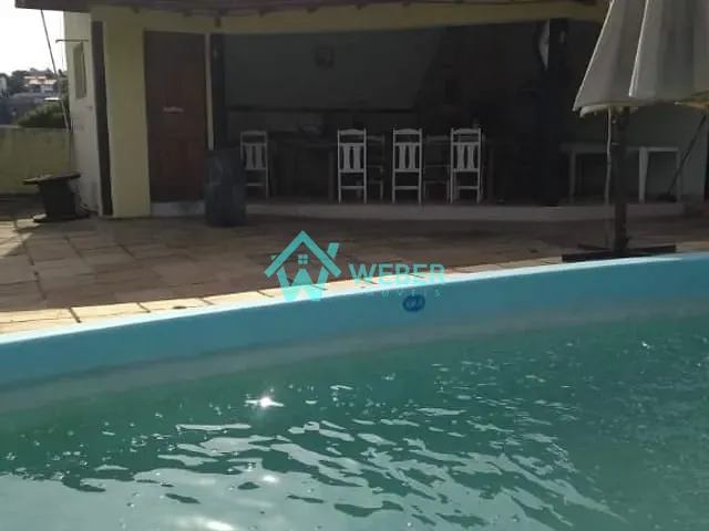 Casa com 2257m² 3 quartos e 4 banheiros, à venda, no bairro Rondônia em Novo Hamburgo