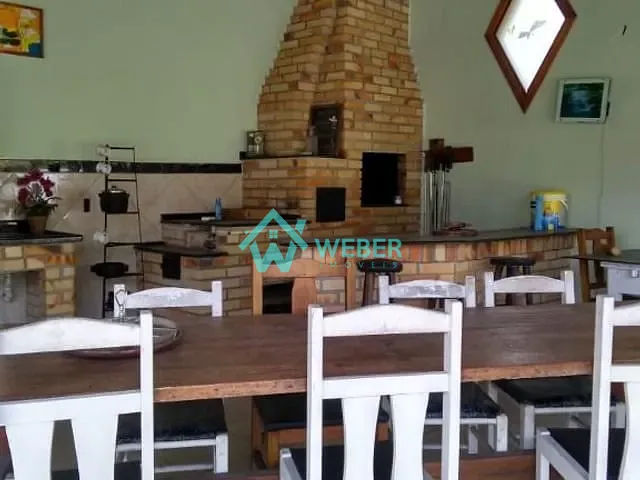 Casa com 2257m² 3 quartos e 4 banheiros, à venda, no bairro Rondônia em Novo Hamburgo