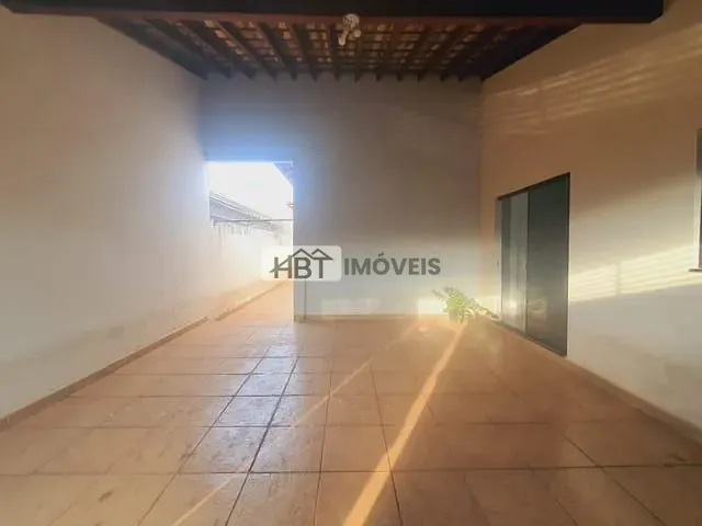 Casa 3 quartos e 2 banheiros, à venda, no bairro Núcleo Residencial Edison Bastos Gasparini em Bauru