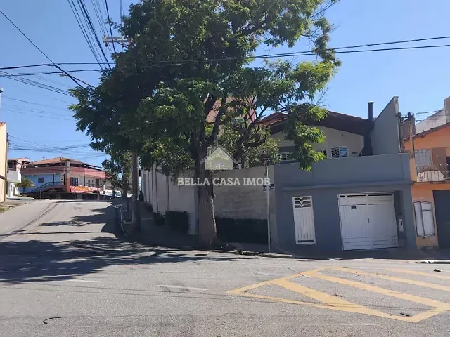 Casa com 194m² 3 quartos e 3 banheiros, à venda, no bairro Parque Ouro Fino em Sorocaba
