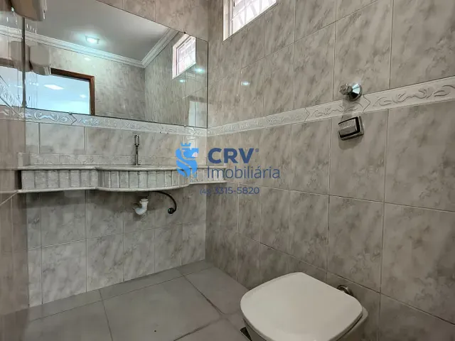 Casa com 300m², para alugar, no bairro Centro em Londrina