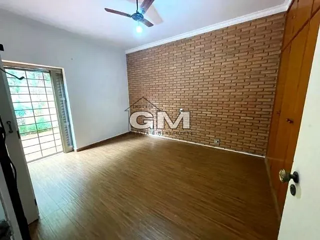 Casa com 270m² 2 quartos e 3 banheiros, à venda, no bairro Parque dos Bandeirantes em Ribeirão Preto
