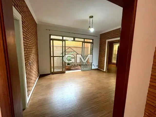 Casa com 270m² 2 quartos e 3 banheiros, à venda, no bairro Parque dos Bandeirantes em Ribeirão Preto
