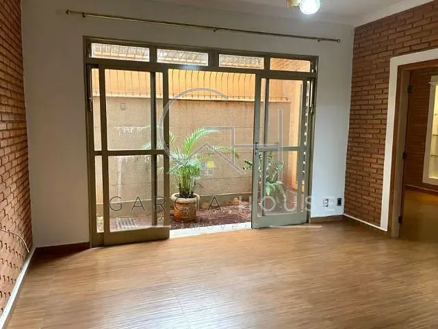 Casa com 270m² 2 quartos e 3 banheiros, à venda, no bairro Parque dos Bandeirantes em Ribeirão Preto
