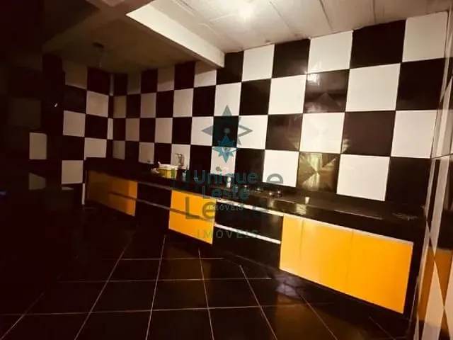 Casa com 200m² 2 quartos e 1 banheiro, à venda, no bairro Conjunto Taquaril em Belo Horizonte