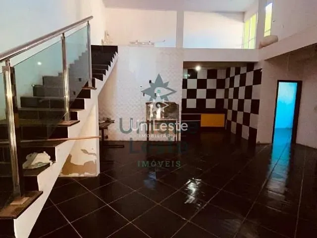 Casa com 200m² 2 quartos e 1 banheiro, à venda, no bairro Conjunto Taquaril em Belo Horizonte