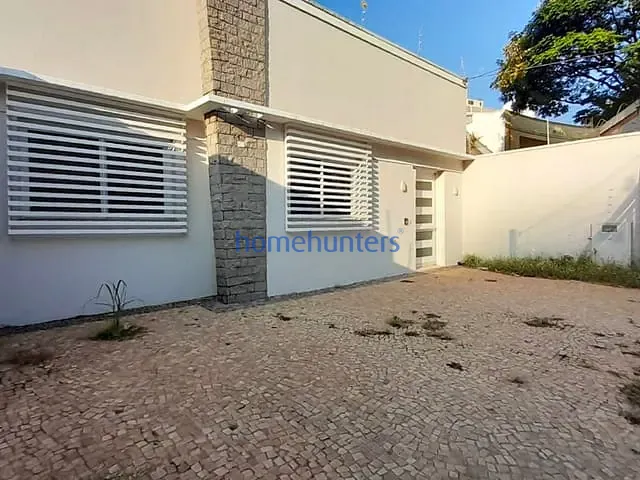 Casa com 342m², à venda ou para alugar, no bairro Bosque em Campinas