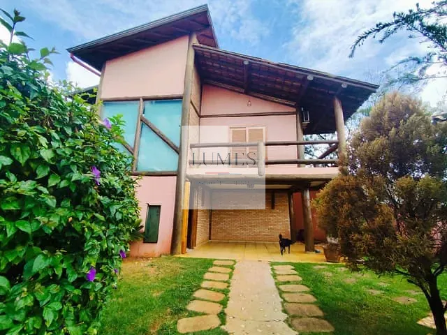 Casa com 300m² 3 quartos e 3 banheiros, à venda ou para alugar, no bairro Residencial Horto Florestal Jacyra I em Americana
