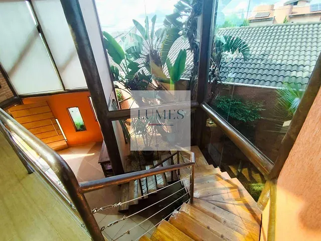 Casa com 300m² 3 quartos e 3 banheiros, à venda ou para alugar, no bairro Residencial Horto Florestal Jacyra I em Americana
