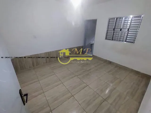 Casa com 300m² 6 quartos e 4 banheiros, à venda, no bairro Parque Dom Pedro II em Campinas