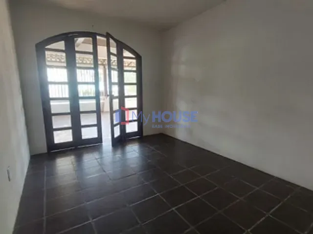 Casa com 500m² 4 quartos e 4 banheiros, para alugar, no bairro Teresópolis em Ilhéus
