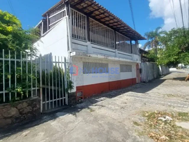 Casa com 500m² 4 quartos e 4 banheiros, para alugar, no bairro Teresópolis em Ilhéus