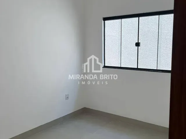 Casa 3 quartos e 2 banheiros, à venda, no bairro Independência em Aparecida de Goiânia