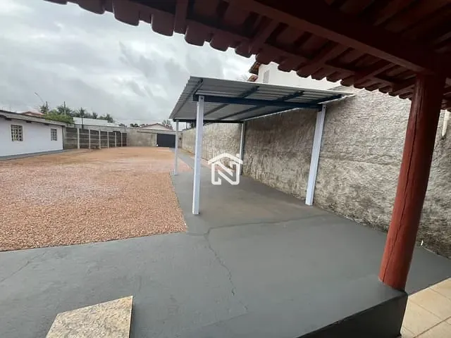 Casa com 563m² 2 quartos e 1 banheiro, para alugar, no bairro Setor Serrano I em Paraíso do Tocantins