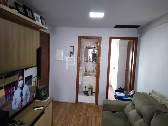 Casa com 125m² 2 quartos e 2 banheiros, à venda, no bairro Laranjal em Pelotas