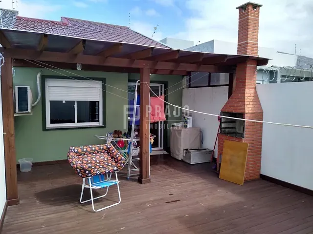 Casa com 125m² 2 quartos e 2 banheiros, à venda, no bairro Laranjal em Pelotas