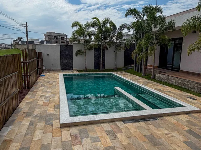 Casa 3 quartos e 5 banheiros, à venda, no bairro Viverde I em Rio das Ostras