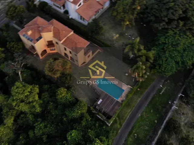 Casa com 1000m² 3 quartos e 6 banheiros, à venda, no bairro Pinheiro em Valinhos