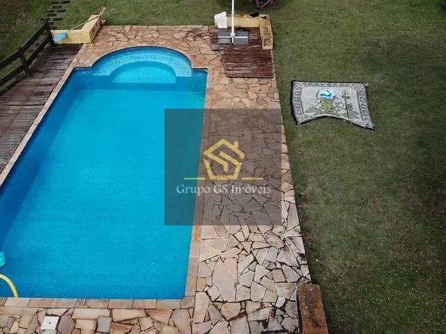 Casa com 1000m² 3 quartos e 6 banheiros, à venda, no bairro Pinheiro em Valinhos