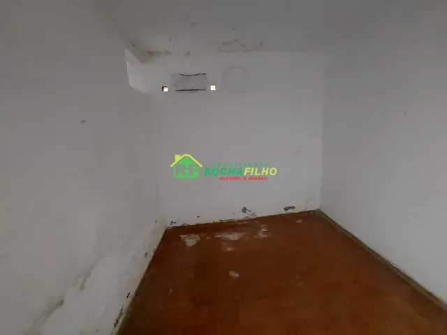 Casa 1 quarto e 1 banheiro, para alugar, no bairro Centro em Teresina