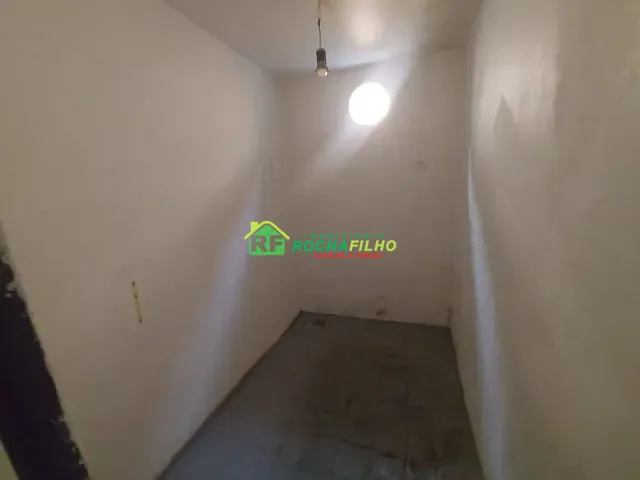 Casa 1 quarto e 1 banheiro, para alugar, no bairro Centro em Teresina