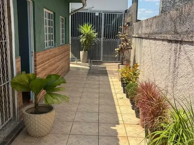 Casa 2 quartos e 1 banheiro, à venda, no bairro Alambari em Resende