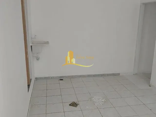 Casa 1 quarto e 1 banheiro, para alugar, no bairro Vila Carmosina em São Paulo
