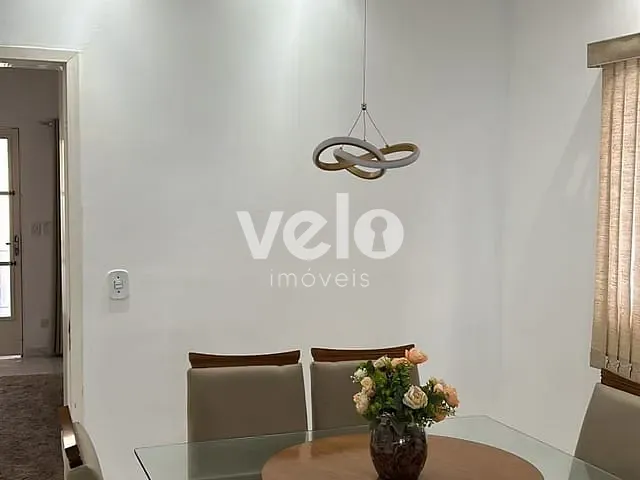Casa com 250m² 3 quartos e 2 banheiros, à venda, no bairro Jardim Jaraguá em Taubaté