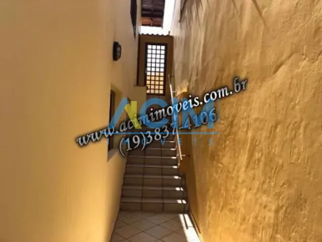 Casa com 300m² 3 quartos e 3 banheiros, à venda, no bairro Santa Cruz em Jaguariúna