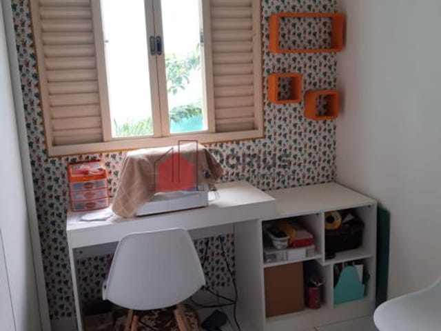 Casa com 148m², à venda, no bairro Piracangaguá (Chácara Flórida) em Taubaté