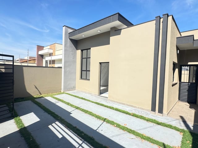 Casa 2 quartos e 2 banheiros, à venda, no bairro Central Park II em Capela do Alto