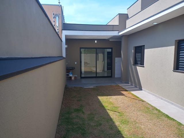 Casa 2 quartos e 2 banheiros, à venda, no bairro Central Park II em Capela do Alto