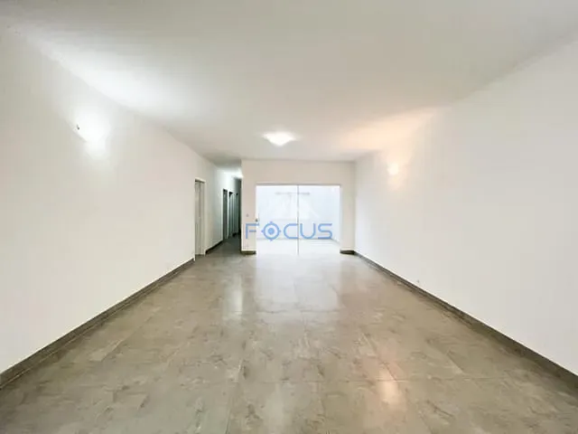 Casa com 250m² 3 quartos e 3 banheiros, à venda, no bairro Jardim Cica em Jundiaí