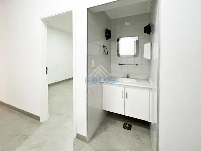 Casa com 250m² 3 quartos e 3 banheiros, à venda, no bairro Jardim Cica em Jundiaí