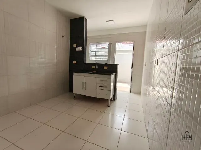 Casa 2 quartos e 1 banheiro, à venda, no bairro Jardim Petrópolis em Cotia