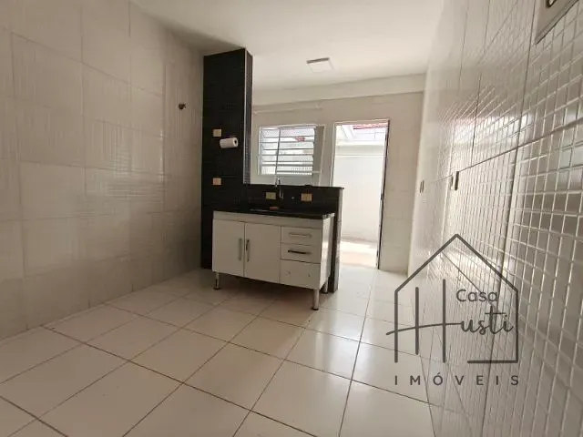 Casa 2 quartos e 1 banheiro, à venda, no bairro Jardim Petrópolis em Cotia