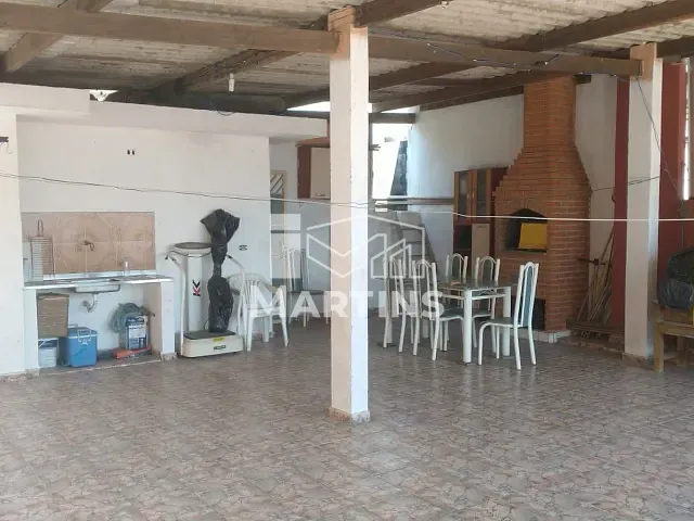 Casa 5 quartos e 5 banheiros, à venda, no bairro Jardim Irapiranga em São Paulo