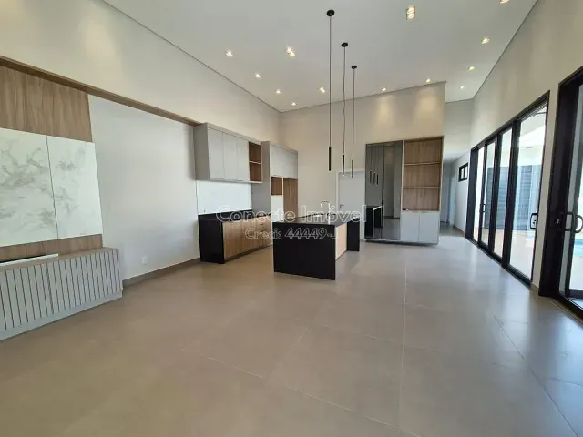 Casa com 253m² 3 quartos e 2 banheiros, à venda, no bairro Loteamento São Pedro em Jaguariúna