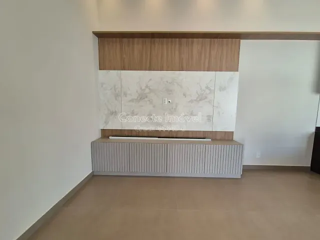 Casa com 253m² 3 quartos e 2 banheiros, à venda, no bairro Loteamento São Pedro em Jaguariúna