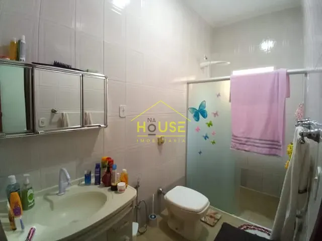 Casa com 236m² 3 quartos e 1 banheiro, à venda, no bairro Parque bentivi em Valentim Gentil