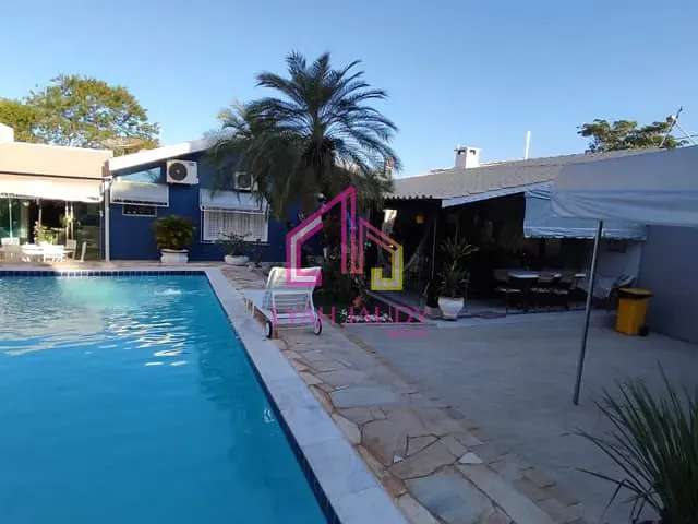 Casa com 600m² 3 quartos e 4 banheiros, à venda, no bairro Jardim das Américas em Cuiabá