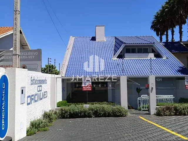 Casa para alugar, no bairro Centro em Apucarana