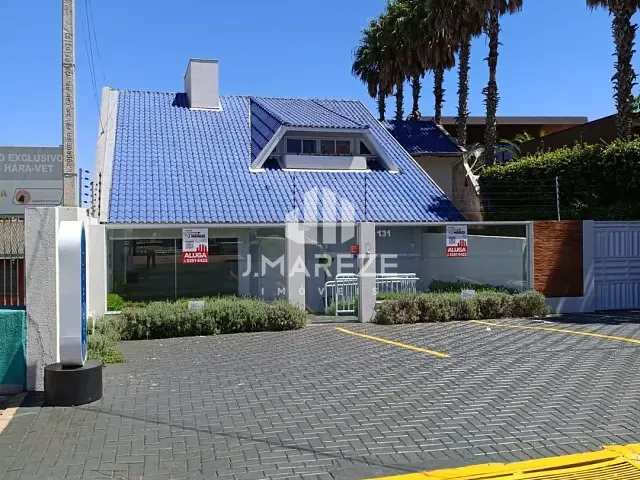 Casa para alugar, no bairro Centro em Apucarana