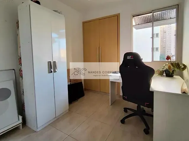 Casa 3 quartos e 3 banheiros, à venda, no bairro Lindóia em Londrina