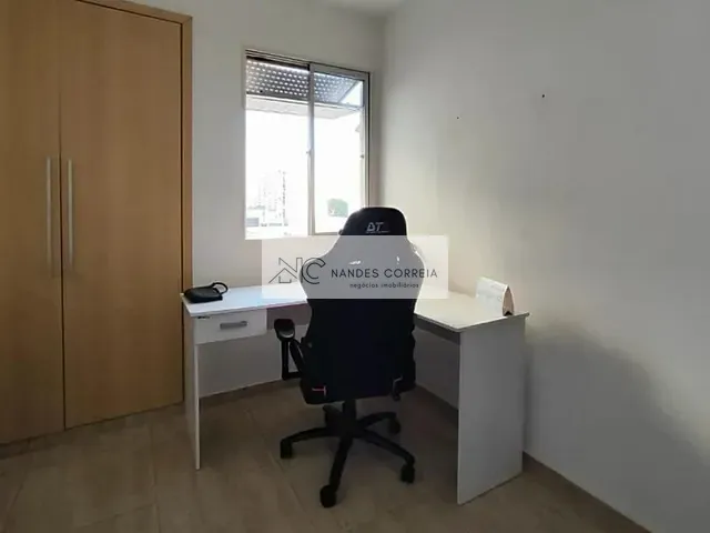 Casa 3 quartos e 3 banheiros, à venda, no bairro Lindóia em Londrina