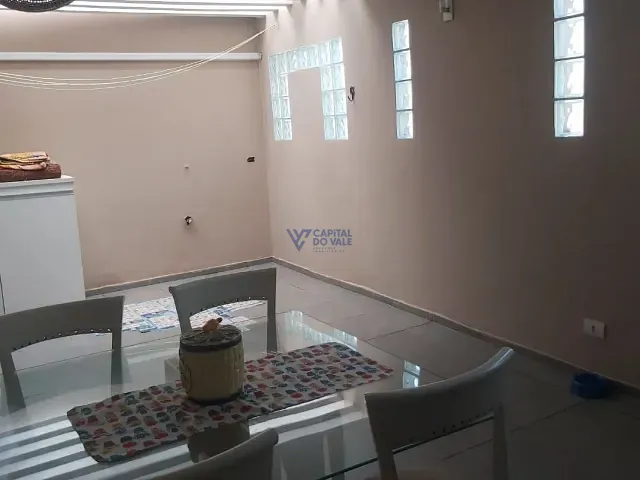 Casa com 153m² 3 quartos e 2 banheiros, à venda, no bairro Eugênio de Melo em São José dos Campos