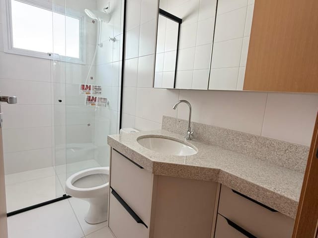 Casa com 143m² 3 quartos e 3 banheiros, para alugar, no bairro Tiradentes em Campo Grande