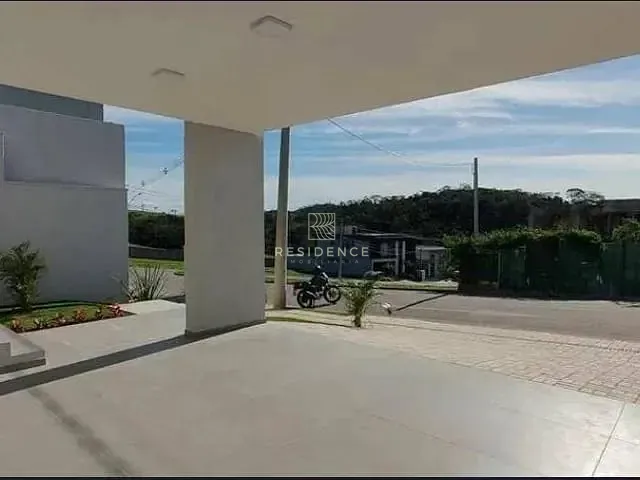 Casa com 240m² 3 quartos e 2 banheiros, à venda, no bairro Casa de Pedra em Volta Redonda